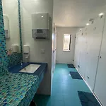 33Hostel - Solo Traveller 18 To 35 Only Vandrerhjem *