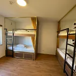 33Hostel - Solo Traveller 18 To 35 Only Vandrerhjem Baleal