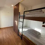 33Hostel - Solo Traveller 18 To 35 Only * Baleal