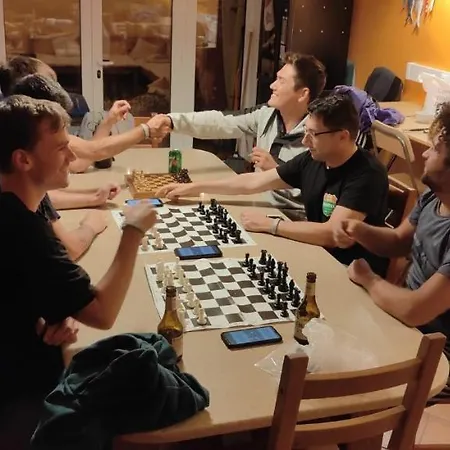 33 - Youth 18 To 35 Only Vandrarhem Baleal