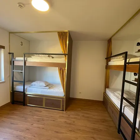 33 Ostello Baleal