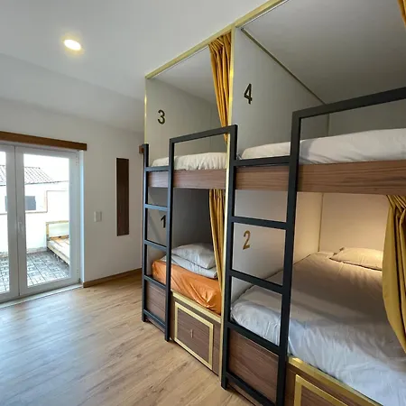 Hostel 33hostel - Solo Traveller 18 To 35 Only Baleal
