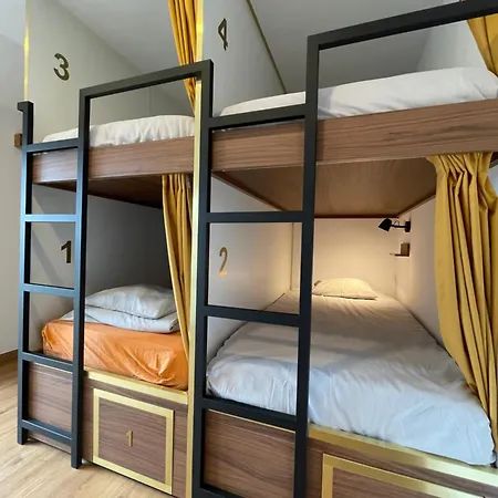 33hostel - Solo Traveller 18 To 35 Only