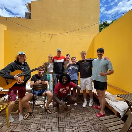 Albergue 33hostel - Solo Traveller 18 To 35 Only Baleal