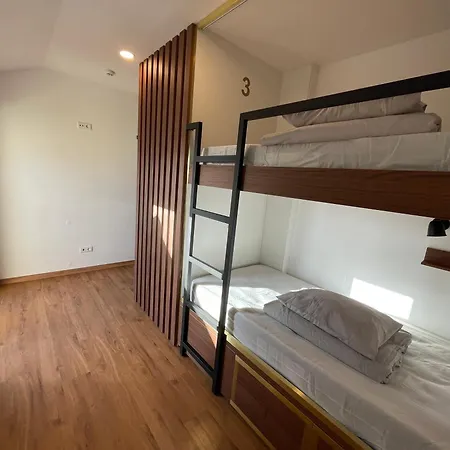 33hostel - Solo Traveller 18 To 35 Only * Baleal