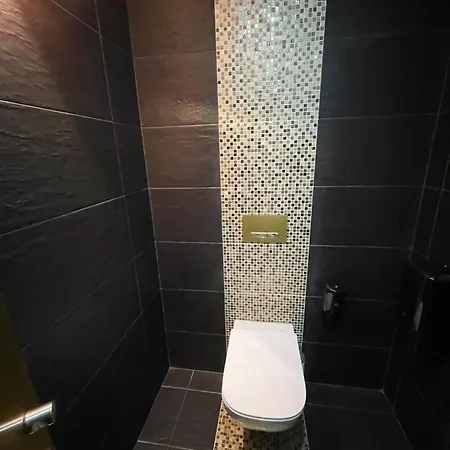 33hostel - Solo Traveller 18 To 35 Only