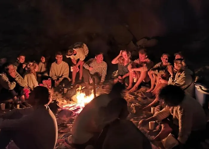 33Hostel - Solo Traveller 18 To 35 Only *