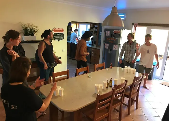 33Hostel - Solo Traveller 18 To 35 Only * Baleal