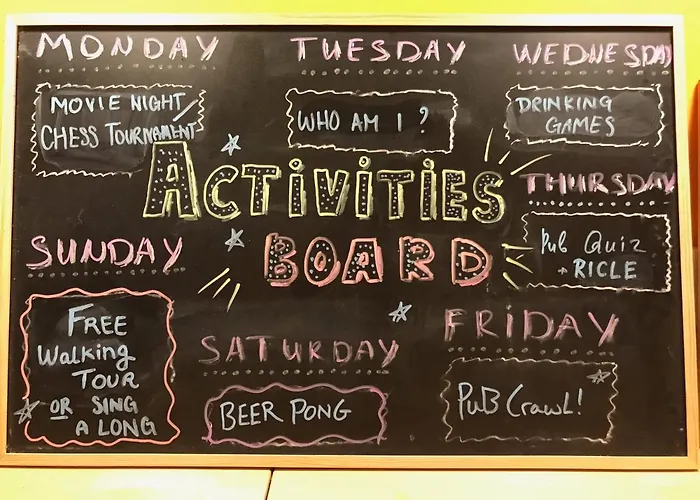 Hostel 33Hostel - Solo Traveller 18 To 35 Only Baleal