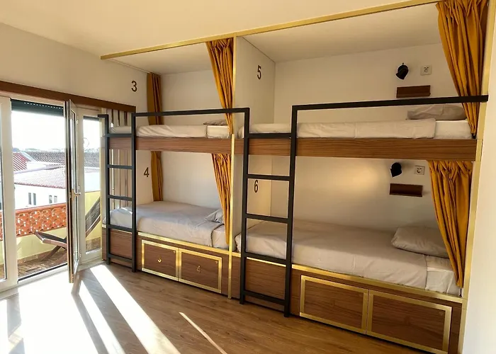 33 Hostel Hostel *