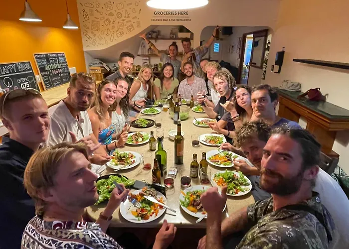 33Hostel - Solo Traveller 18 To 35 Only