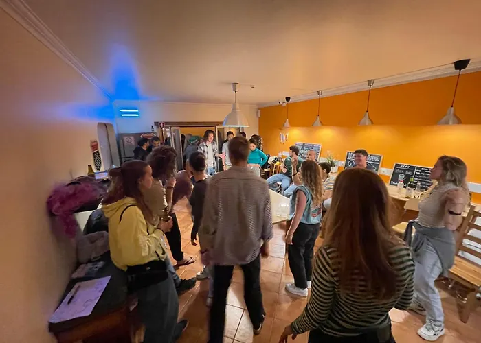 33 - Youth 18 To 35 Only * Baleal